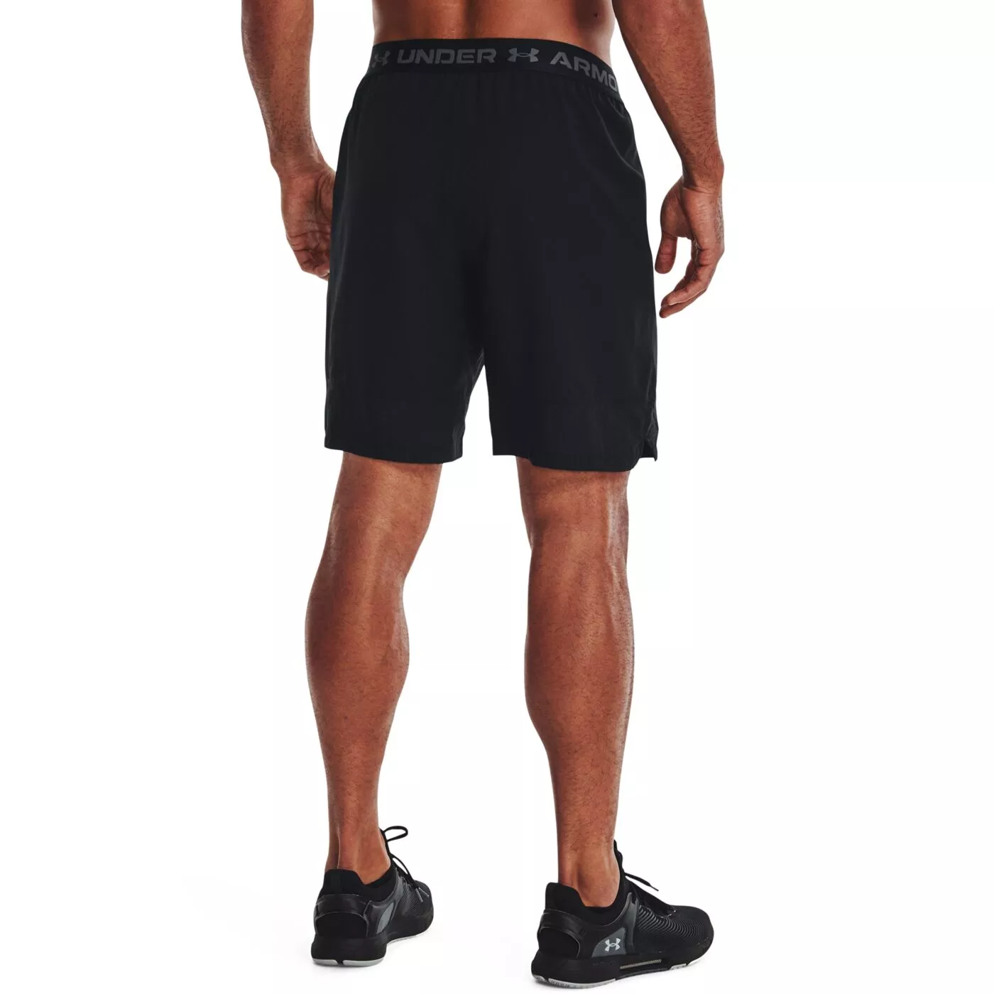 Herren Shorts UNDER ARMOUR UA VANISH WOVEN 8IN SHORTS 1370382 001