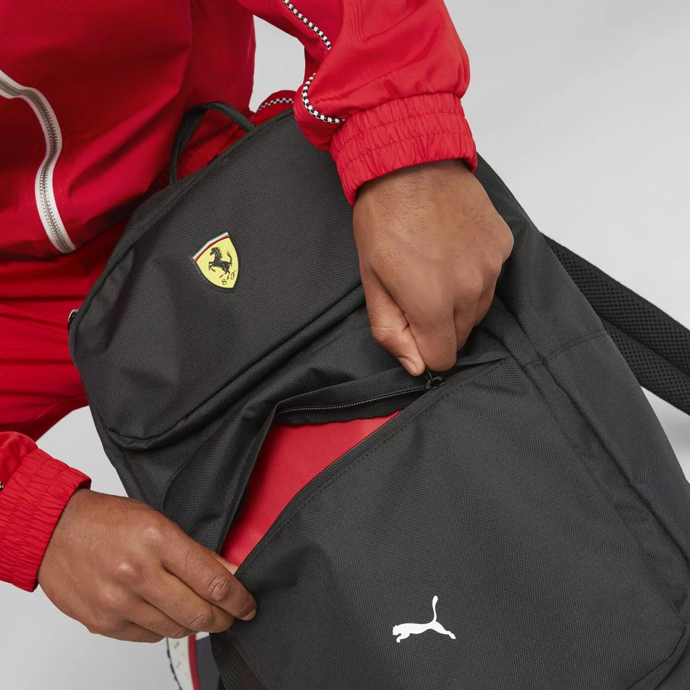 Hatizsak PUMA FERRARI SPTWR RACE BACKPACK 07956602