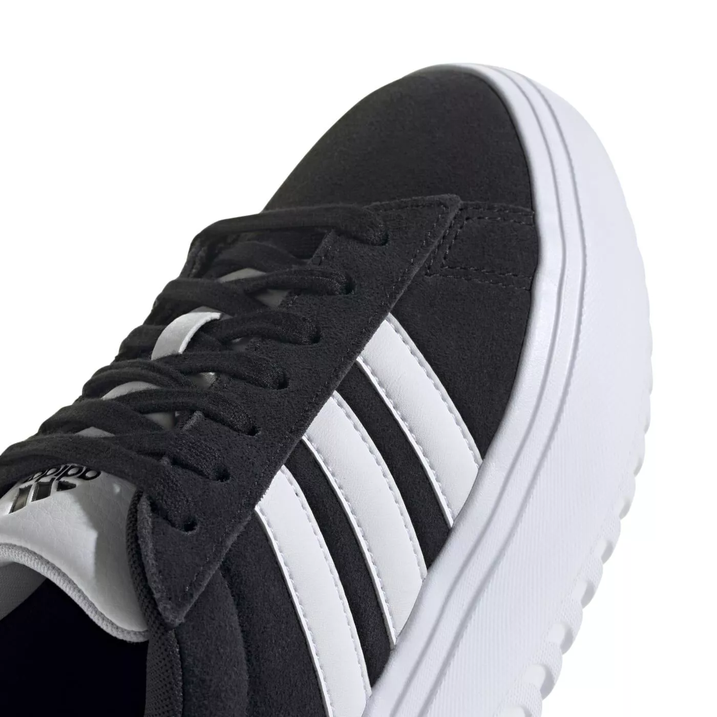 Damen Low Cut Schuhe ADIDAS GRAND COURT PLATFORM SUEDE IE1102