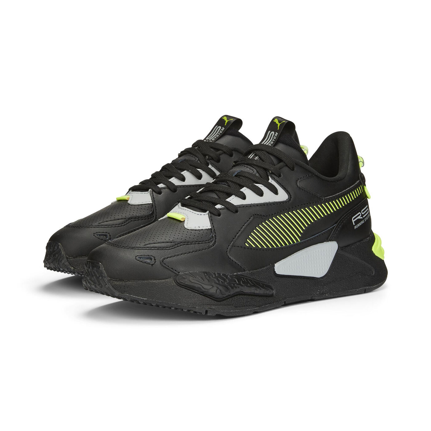 Black and lime green pumas shop